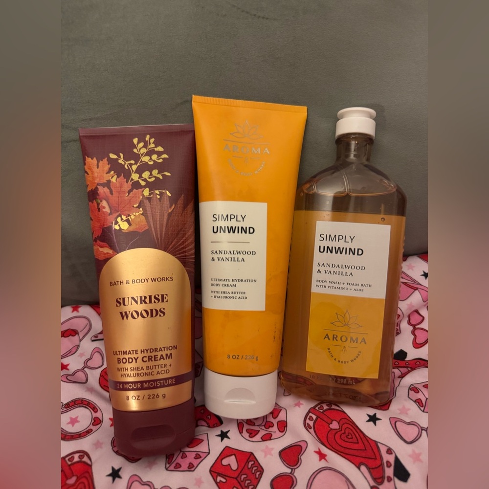 Bath & Body Works Sunrise Woods Cream & SANDALWOOD & VANILLA Body Wash / Cream